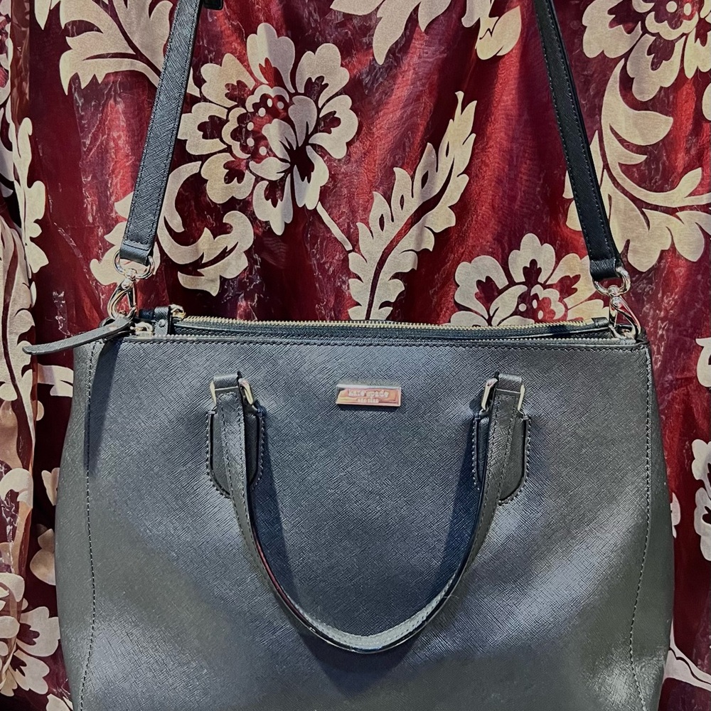 Kate Spade Black Shoulder Bag with Structured Design - Picture 1 of 13